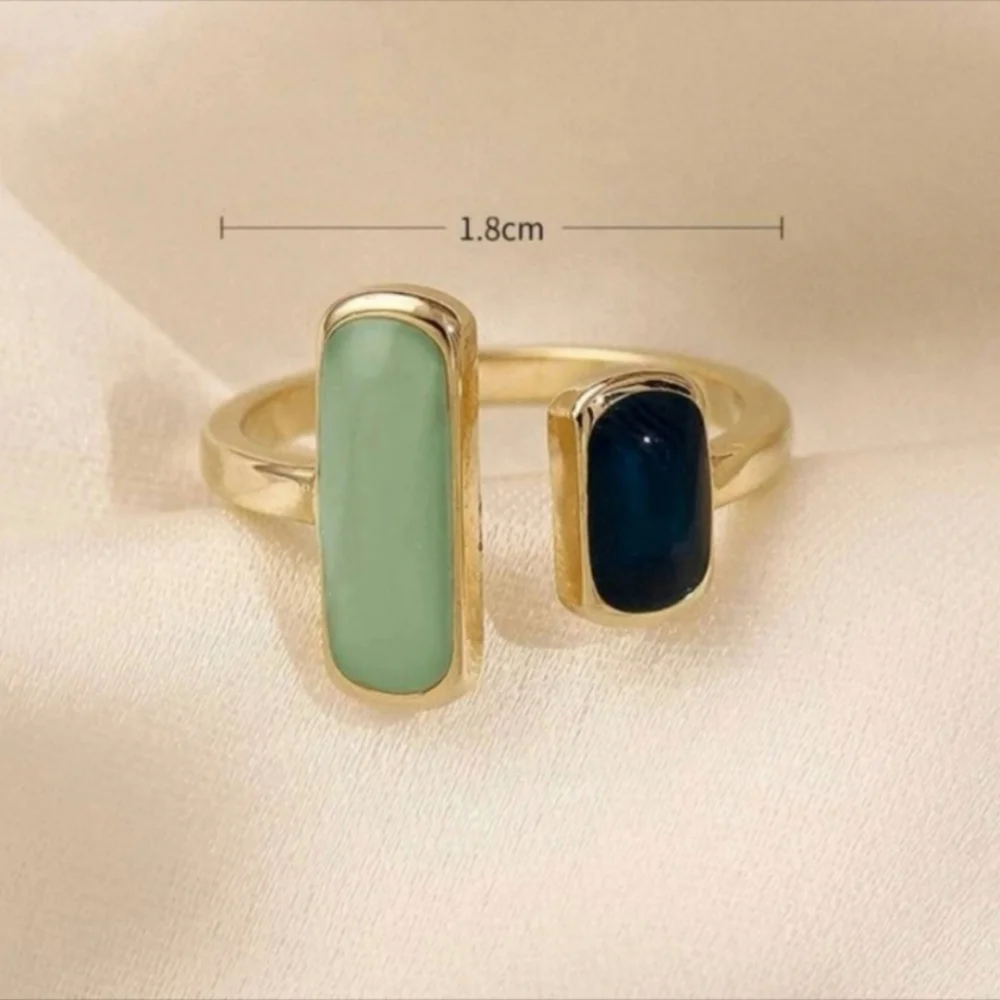 Take 50% off! Gold cuff ring - Picture 3 of 3